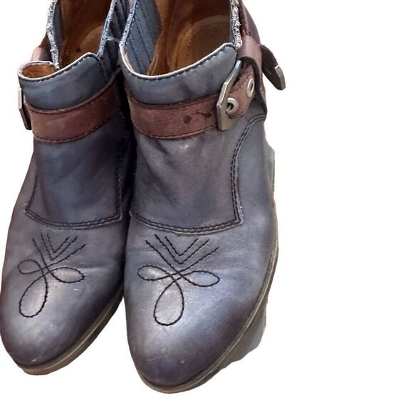 Maya Selma navy leather and brown booties - Picture 5 of 8